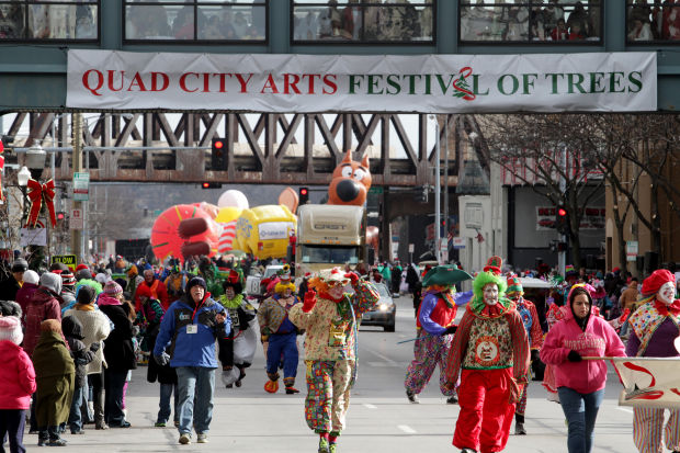112313-festival-parade-27